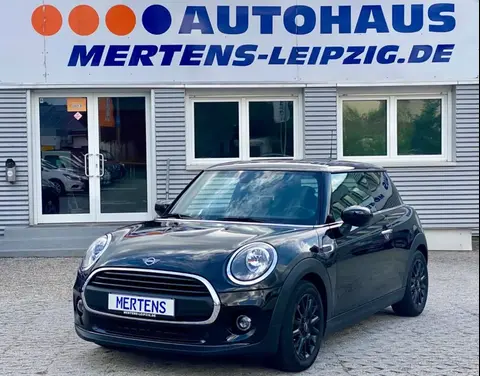 Annonce MINI ONE Essence 2019 d'occasion Allemagne