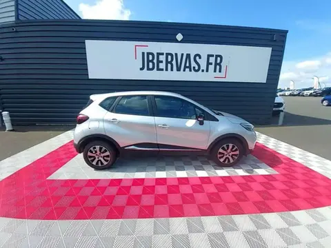 Annonce RENAULT CAPTUR Essence 2019 d'occasion 