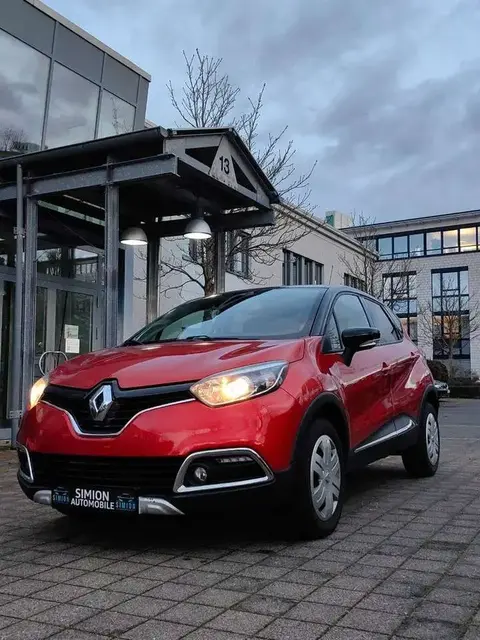 Used RENAULT CAPTUR Petrol 2018 Ad 