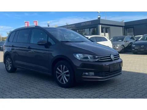 Used VOLKSWAGEN TOURAN Petrol 2016 Ad 