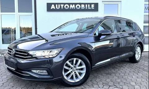 Used VOLKSWAGEN PASSAT Petrol 2019 Ad 