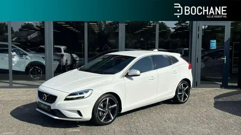 Annonce VOLVO V40 Essence 2018 d'occasion 