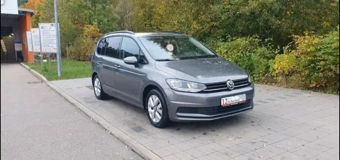 Used VOLKSWAGEN TOURAN Petrol 2016 Ad 