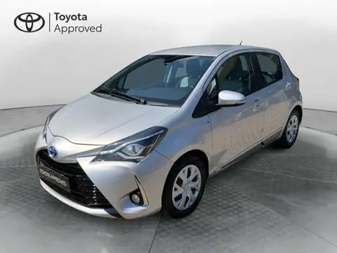 Used TOYOTA YARIS Hybrid 2019 Ad 