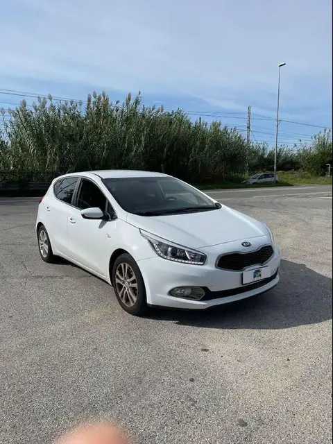 Used KIA CEED Petrol 2015 Ad 