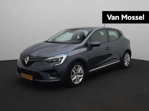 Used RENAULT CLIO Hybrid 2020 Ad 