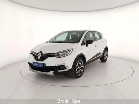 Used RENAULT CAPTUR Petrol 2017 Ad 