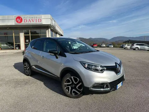 Used RENAULT CAPTUR Petrol 2017 Ad 