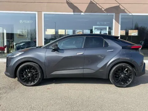 Used TOYOTA C-HR Hybrid 2024 Ad 