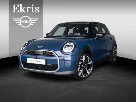 Used MINI COOPER Petrol 2024 Ad 