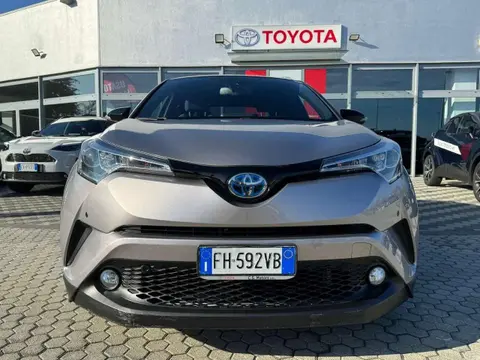 Used TOYOTA C-HR Hybrid 2017 Ad 