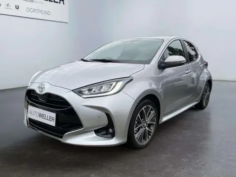 Used TOYOTA YARIS Hybrid 2024 Ad 