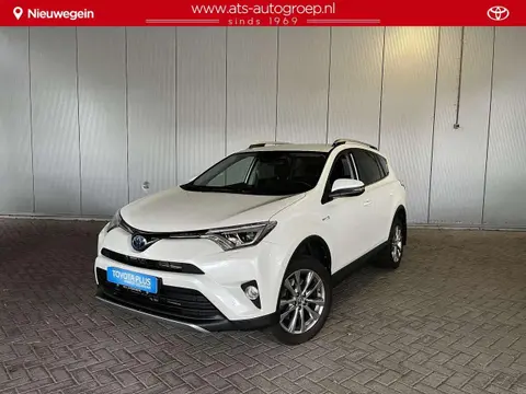 Used TOYOTA RAV4 Hybrid 2017 Ad 