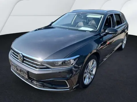 Used VOLKSWAGEN PASSAT Petrol 2019 Ad 