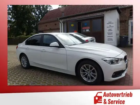 Used BMW SERIE 3 Petrol 2016 Ad 