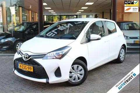 Used TOYOTA YARIS Petrol 2015 Ad 