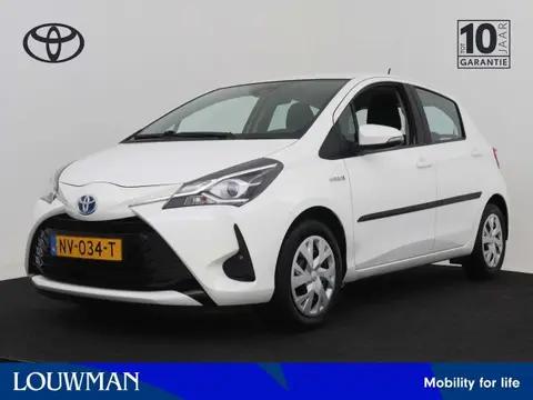 Used TOYOTA YARIS Hybrid 2017 Ad 