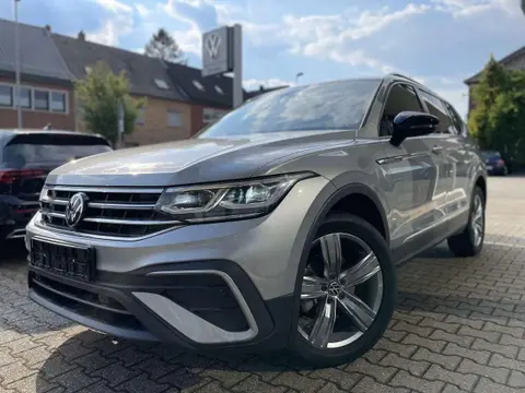 Used VOLKSWAGEN TIGUAN Petrol 2023 Ad 