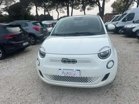 Used FIAT 500 Electric 2021 Ad 