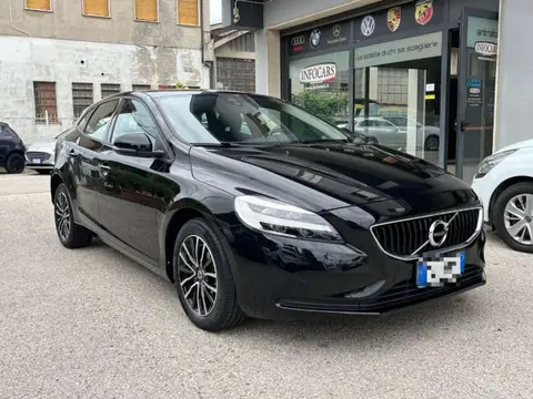 Used VOLVO V40 Diesel 2019 Ad 