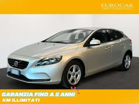 Annonce VOLVO V40 Diesel 2016 d'occasion 