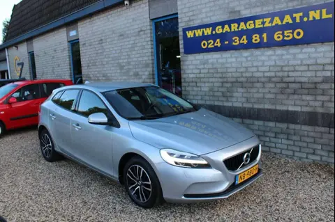 Annonce VOLVO V40 Essence 2017 d'occasion 