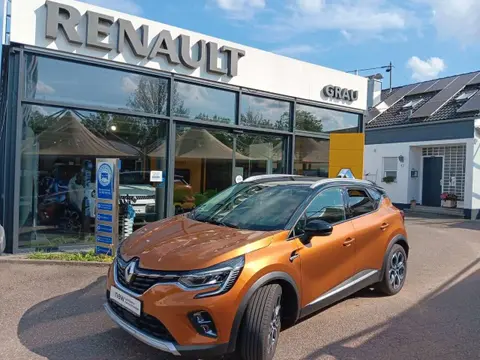 Used RENAULT CAPTUR Hybrid 2021 Ad 