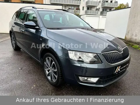 Used SKODA OCTAVIA Petrol 2015 Ad 