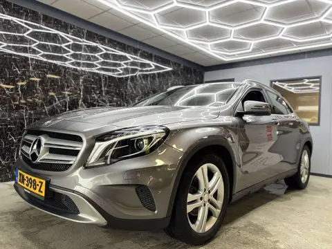 Annonce MERCEDES-BENZ CLASSE GLA Essence 2015 d'occasion 