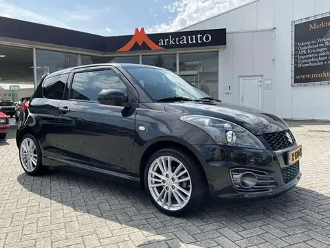 Used SUZUKI SWIFT Petrol 2015 Ad 