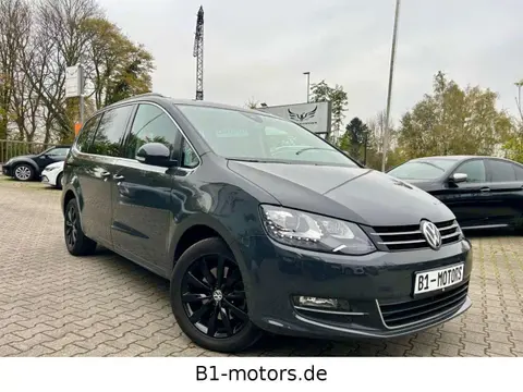 Used VOLKSWAGEN SHARAN Petrol 2020 Ad 