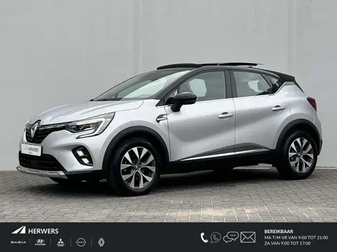 Used RENAULT CAPTUR Hybrid 2021 Ad 