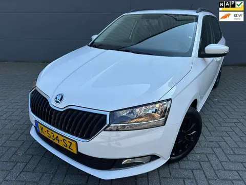 Annonce SKODA FABIA Essence 2021 d'occasion 