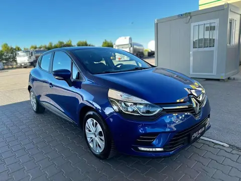 Used RENAULT CLIO LPG 2018 Ad 