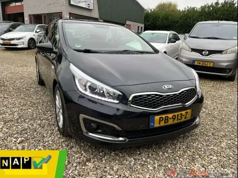 Used KIA CEED Petrol 2017 Ad 