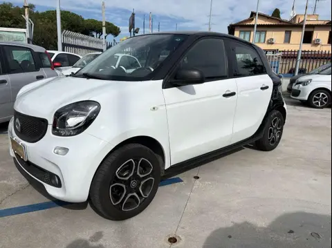 Annonce SMART FORFOUR Essence 2018 d'occasion 