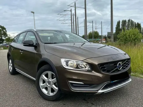 Annonce VOLVO V60 Diesel 2015 d'occasion Belgique