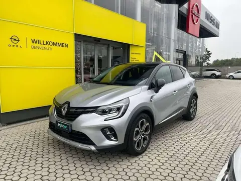 Used RENAULT CAPTUR Hybrid 2021 Ad 