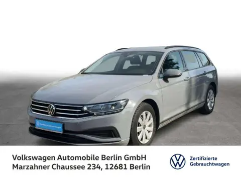 Used VOLKSWAGEN PASSAT Petrol 2022 Ad 