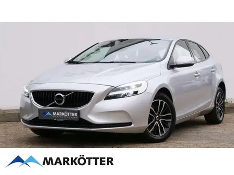 Annonce VOLVO V40 Essence 2017 d'occasion 