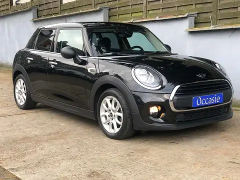 Used MINI ONE Petrol 2015 Ad 