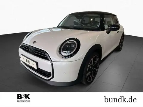 Annonce MINI COOPER Essence 2024 d'occasion Allemagne