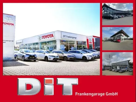 Used TOYOTA YARIS Hybrid 2024 Ad Germany