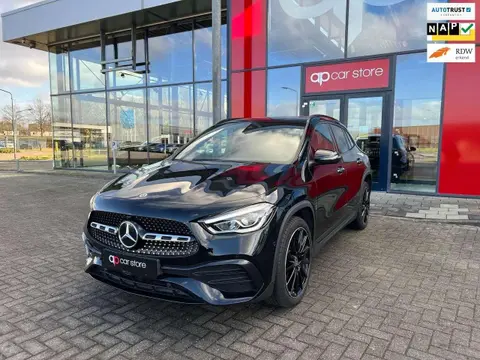 Annonce MERCEDES-BENZ CLASSE GLA Hybride 2022 d'occasion 