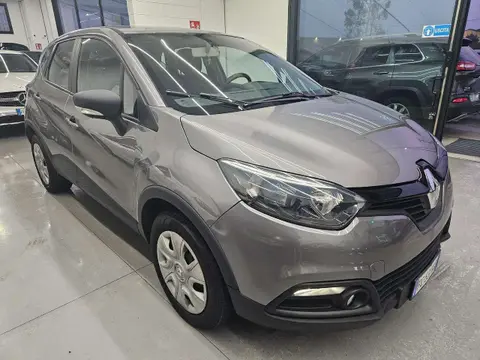 Used RENAULT CAPTUR Diesel 2016 Ad 