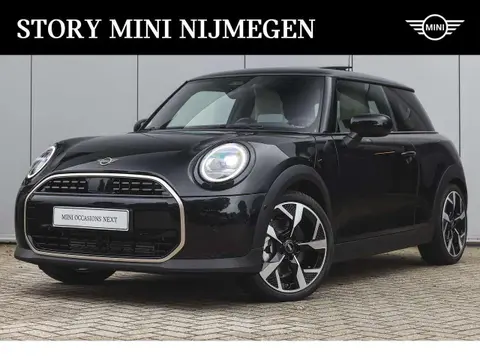 Used MINI COOPER Petrol 2024 Ad 