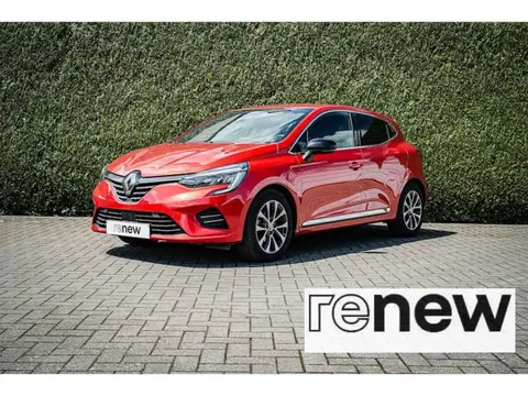 Used RENAULT CLIO Petrol 2023 Ad Belgium