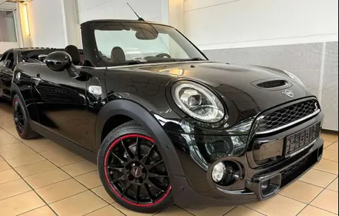 Annonce MINI COOPER Essence 2019 d'occasion Allemagne