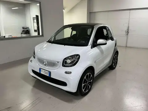 Annonce SMART FORTWO Essence 2016 d'occasion 