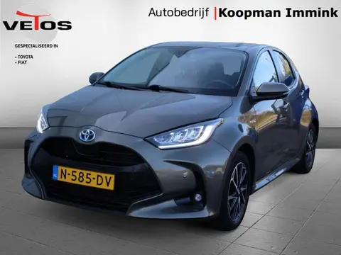 Used TOYOTA YARIS Hybrid 2021 Ad 